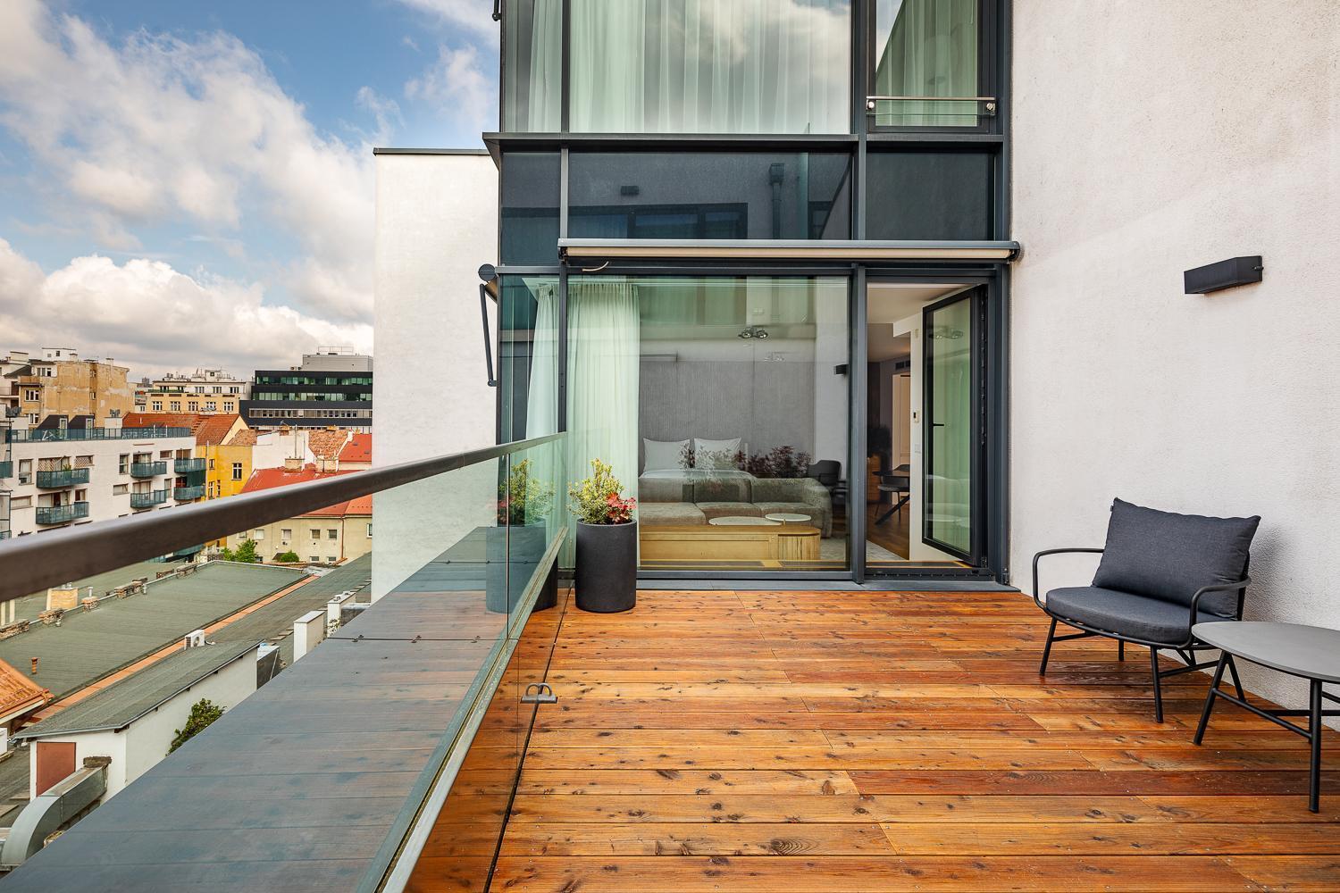 Karlin Residence By Tkc Praga Exterior foto